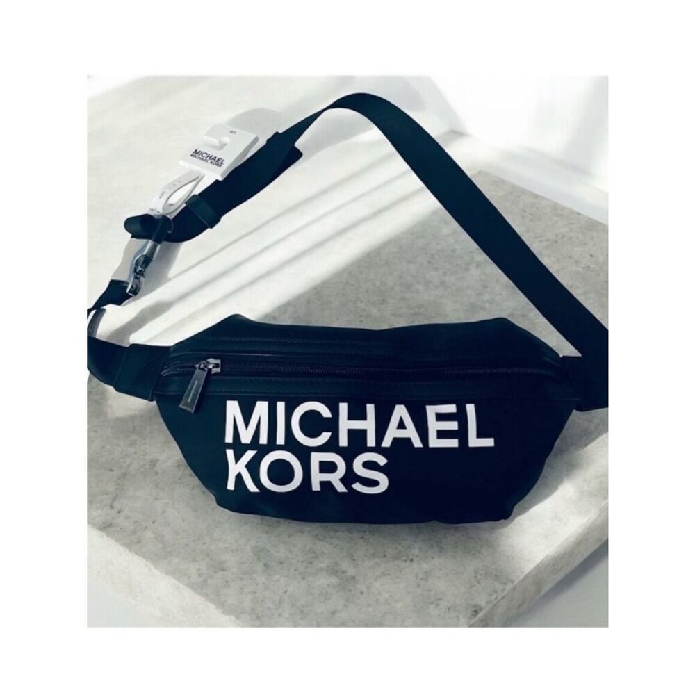 NWT Gorgeous Michael Kors Signature Sling Bag Fanny Pack with Silver Hardware